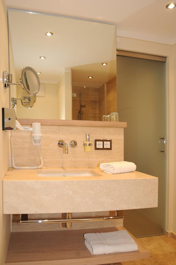 Hotel Gasthof Alte Post Holzkirchen Esterno foto