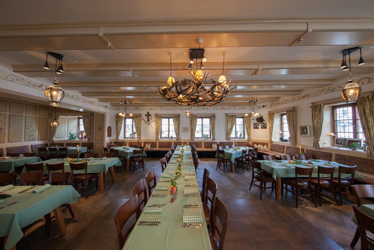 Hotel Gasthof Alte Post Holzkirchen Esterno foto